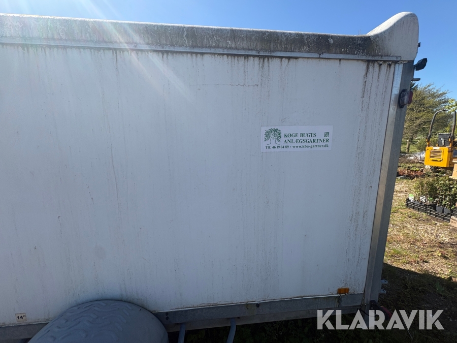 Lukket trailer Brenderup C05