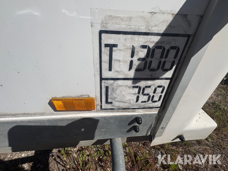 Lukket trailer Brenderup C05