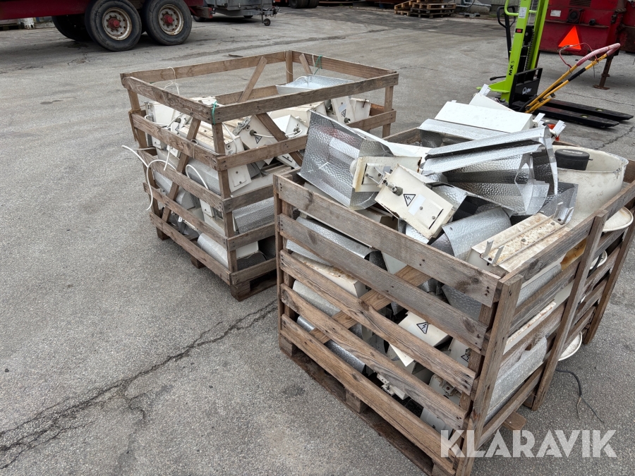 Lamper og ventilator 2 paller