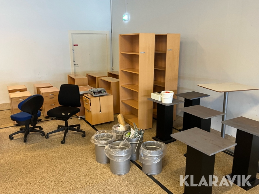 Diverse kontor inventar