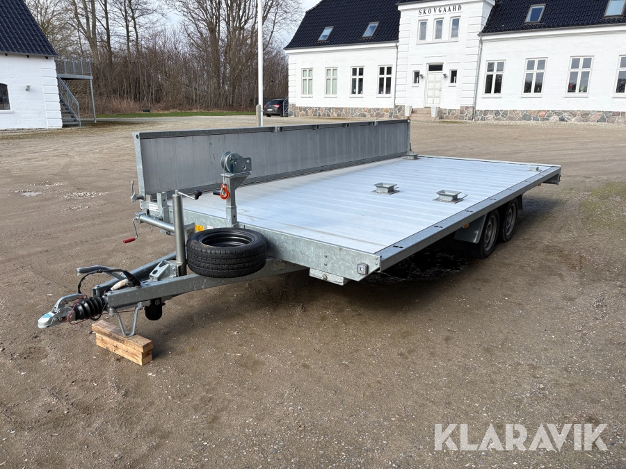 Trailer Variant 3525