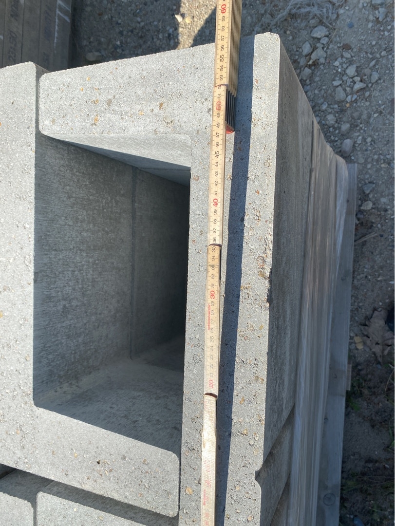 SB-palisader-33x25x58 cm