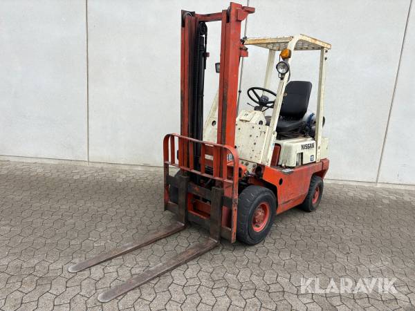 Truck Nissan F01 - til gas