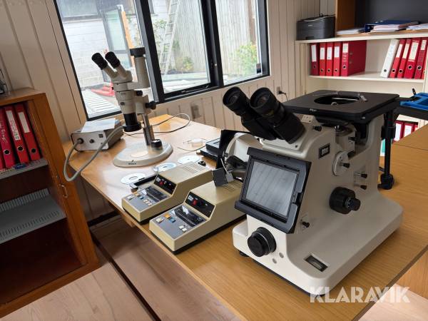 Mikroskop lot med tilbehør Nikon