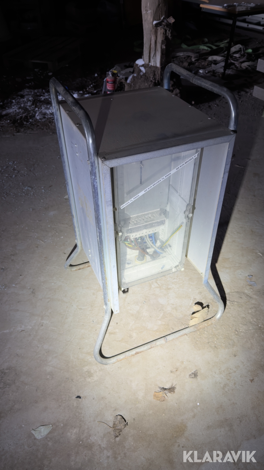 Målertavle 63 A med stativ NST 63A