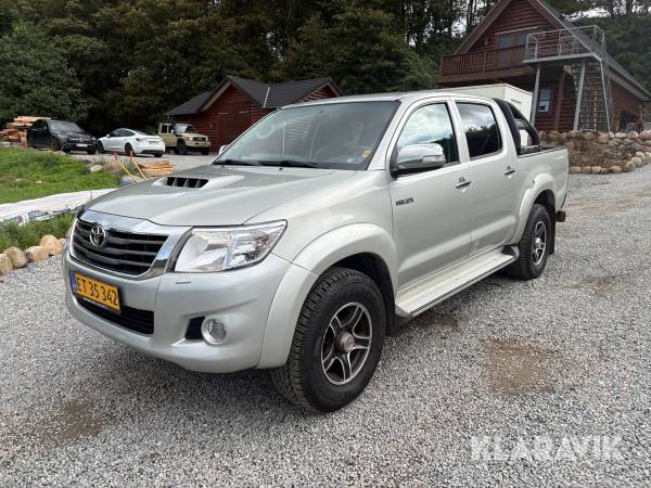 Varebil Toyota Hilux 2,5 D-4D, D-cab 4 WD