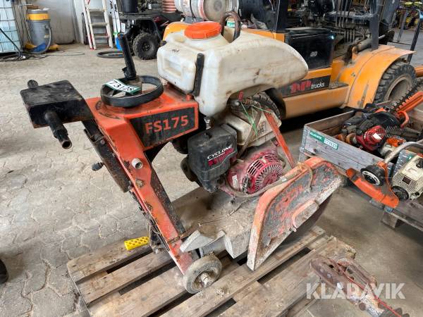 Asfaltskærer Gölz FS175