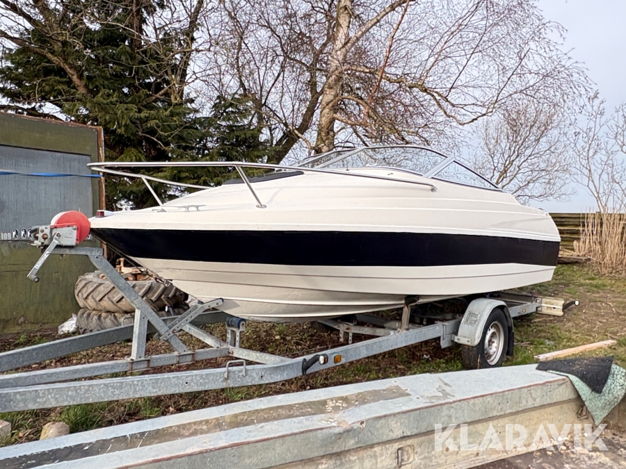 Båd Bayliner Capri 1702LF med trailer