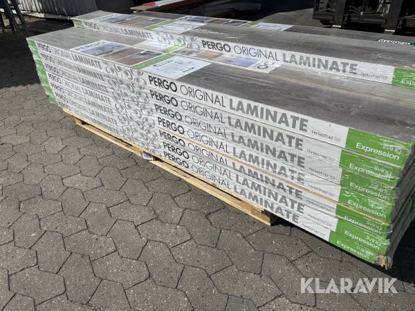 Laminatgulv Pergo Autumn Oak Plank Ca.  29 pakker ( 73,138 m2)