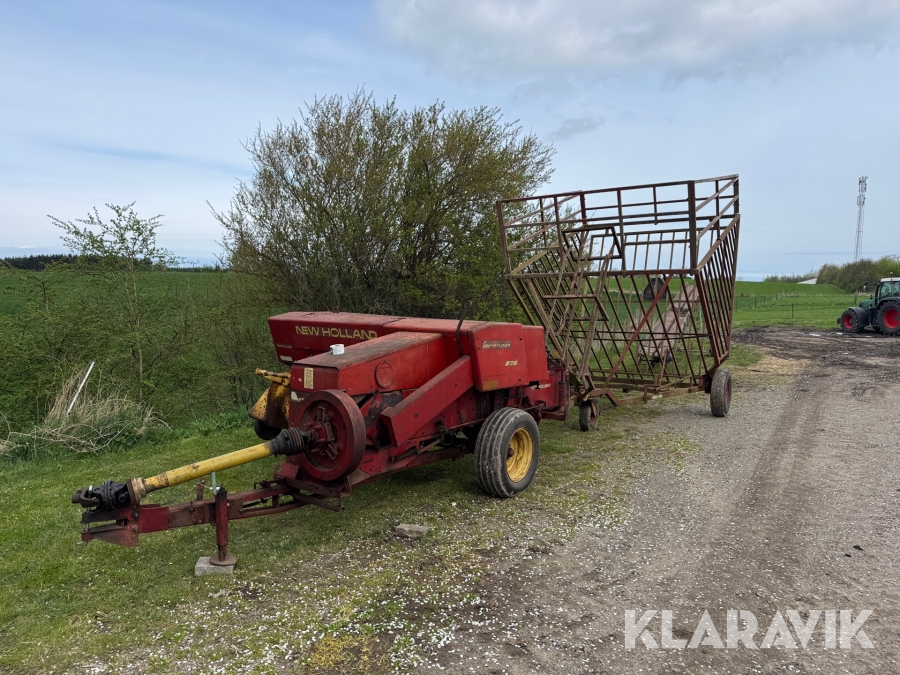 Presser med Ballevogn New Holland E276