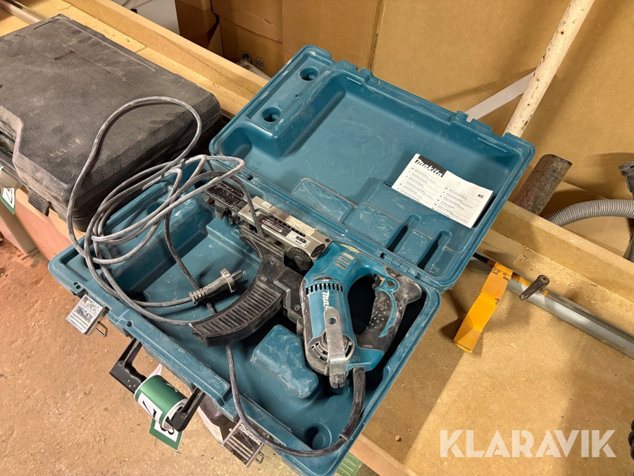 Sømpistol Makita 6843 1 styk 