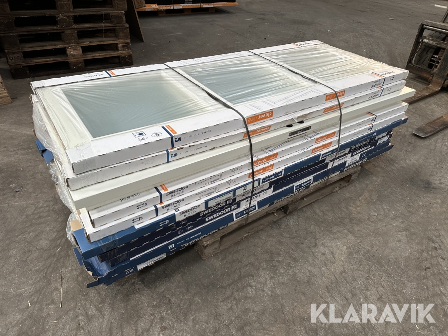 Indvendige døre assorteret