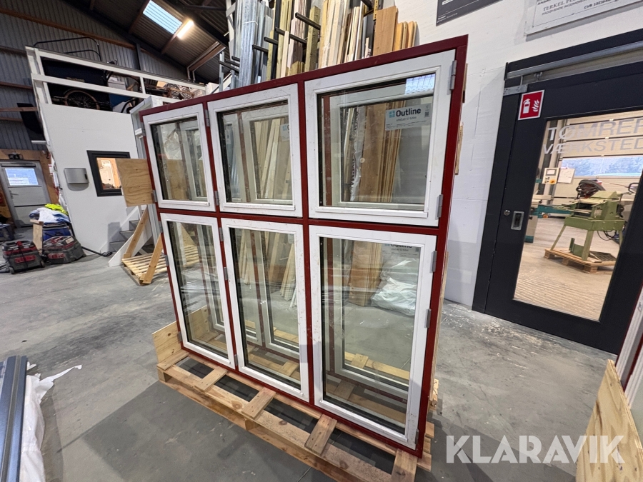 Dannebrogsvindue Outline 184.8x177.8 cm 3 lags - Træ - 1 styk