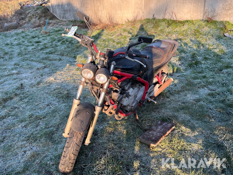 Motorcykel Yamaha XJ600