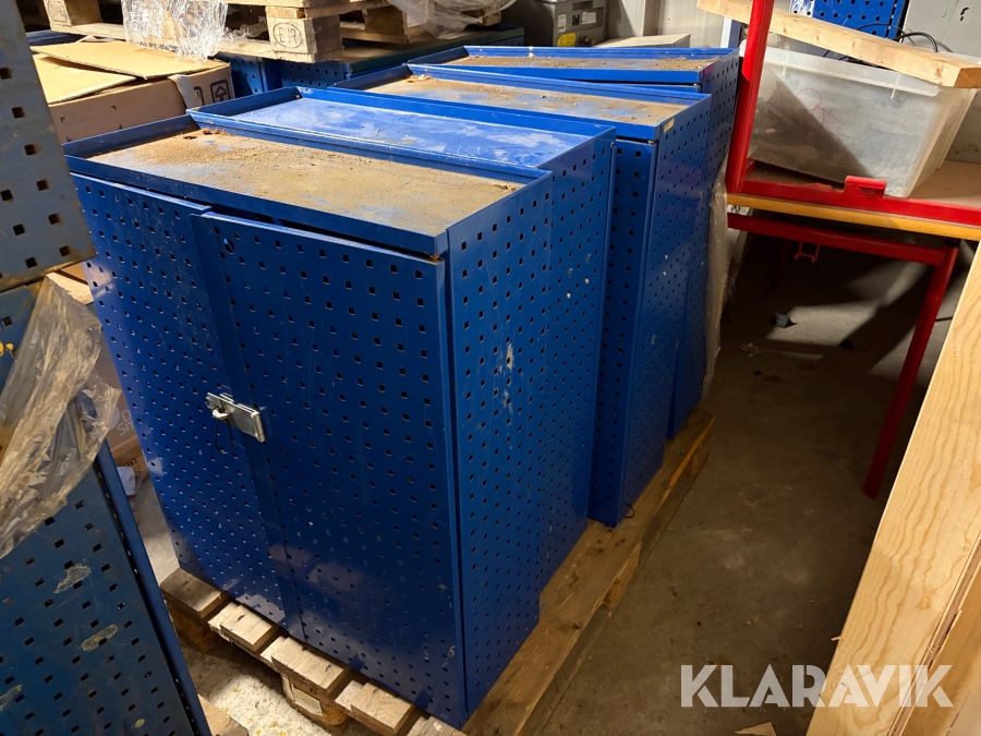 Værkstedsskab 4 styk.