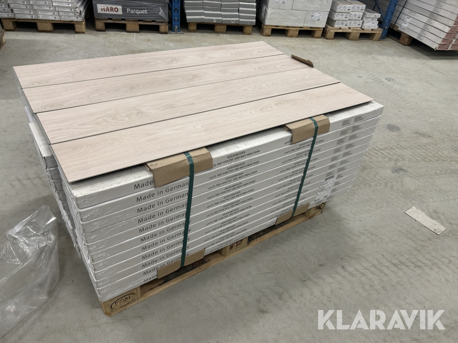 Gulv Design Boden VE44 Eiche Kalmar cremehvid SPC-gulv cirka 115 m²
