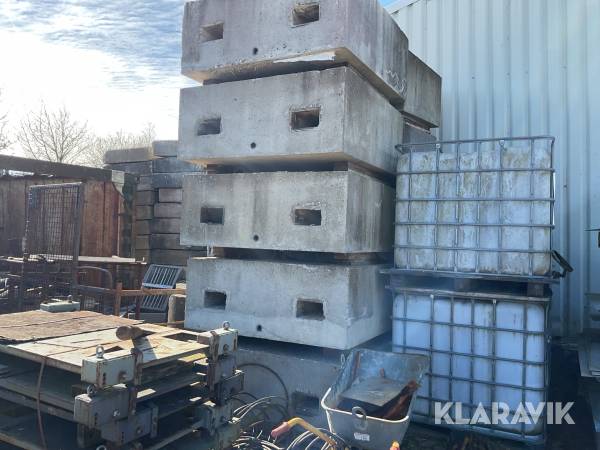 Betonelementer til lysmaster 10 styk
