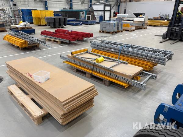 Pallereol - 9 stigereoler/ 23 hylder